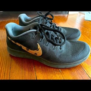 Size 8 gently used Leopard bedazzled sneakers